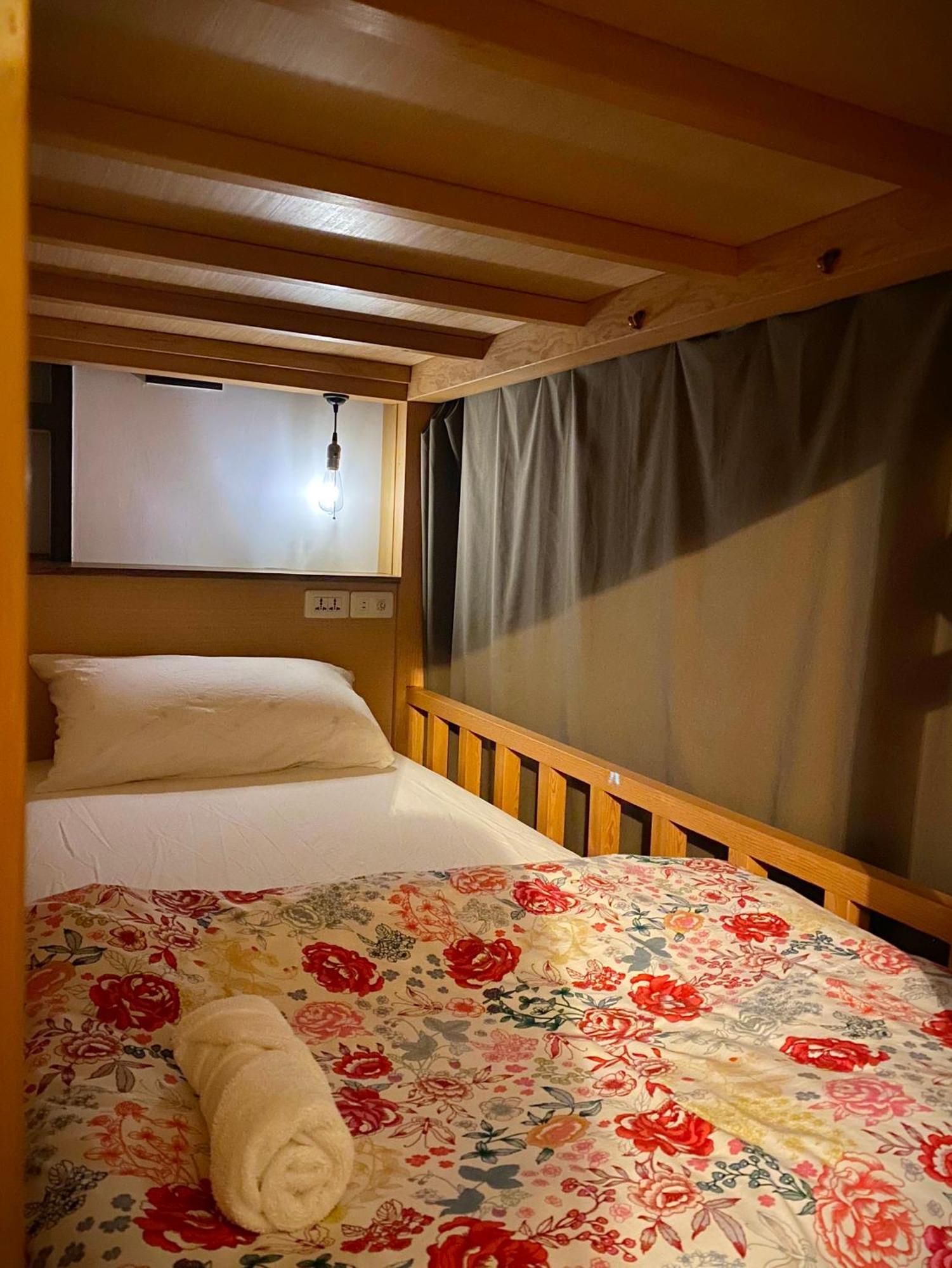 Funnan Guesthouse Тайнань Номер фото